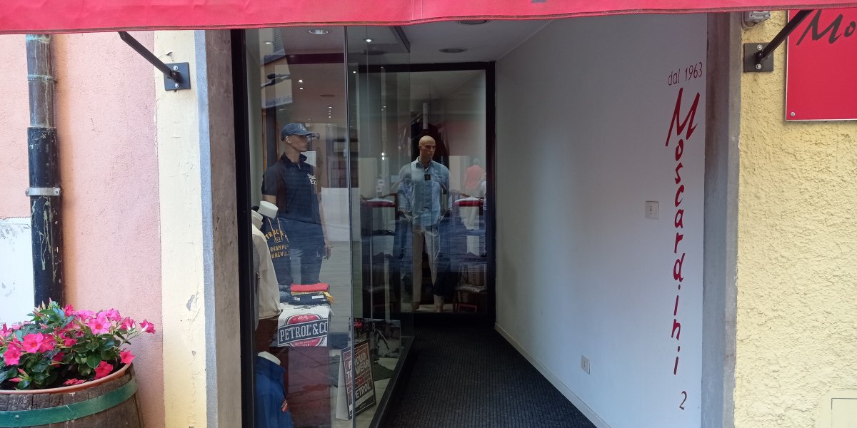 MOSCARDINI 2 Abbigliamento Uomo