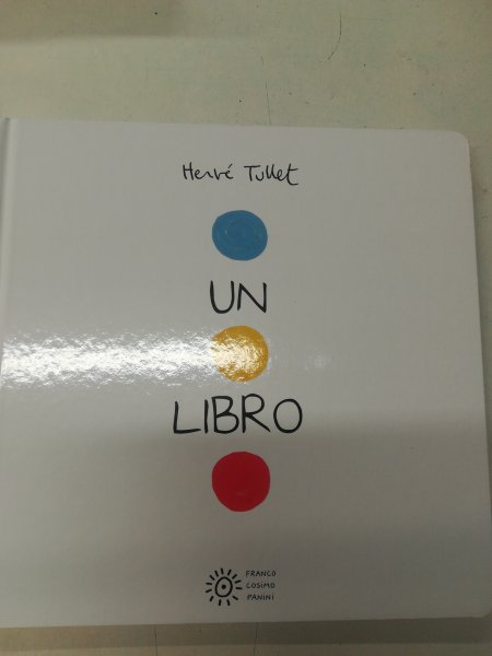 Hervé Tullet-Un libro