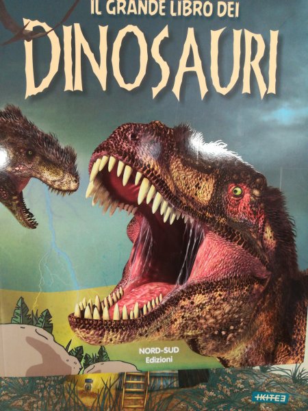 Il grande libro dei dinosauri 