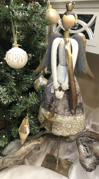Ballerina in latta