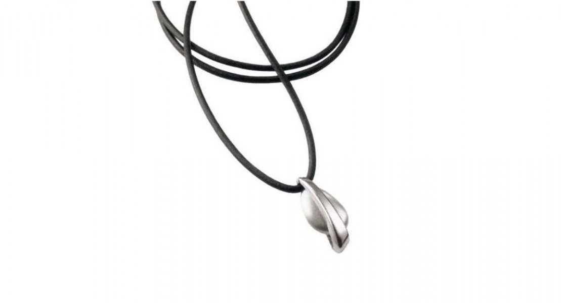 COLLANA STEEL SAND UNISEX PENDENTE ACCIAIO E CORDINO € 70,00