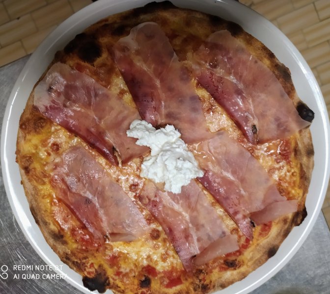 PIZZA Speck e Mascarpone