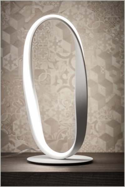 Lampada da tavolo NUBO 