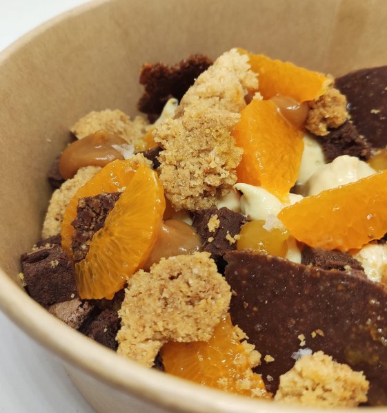 UN TÈ CON LA REGINA ☕ Tè nero,passion fruit,mandarino e cioccolato