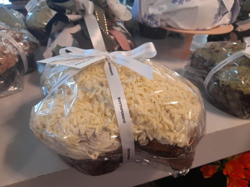 Colomba al cioccolato bianco