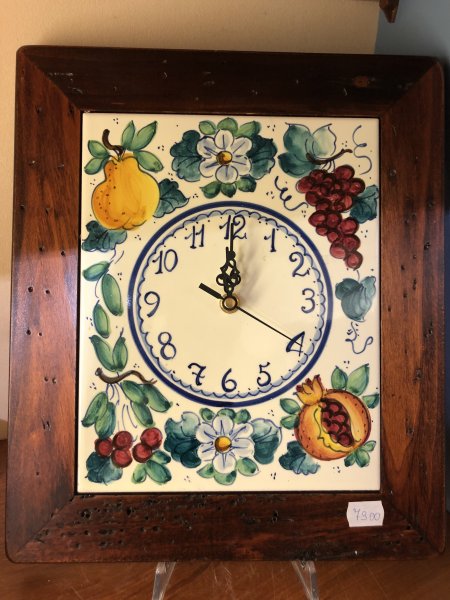 Orologio in ceramica dipinto a mano